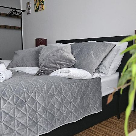 80 M2 Moderne Und Zentrale Wohnung In Hannover Mit Eigenem Parkplatz Kültér fotó